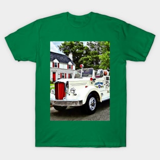 Firemen - White Fire Truck T-Shirt